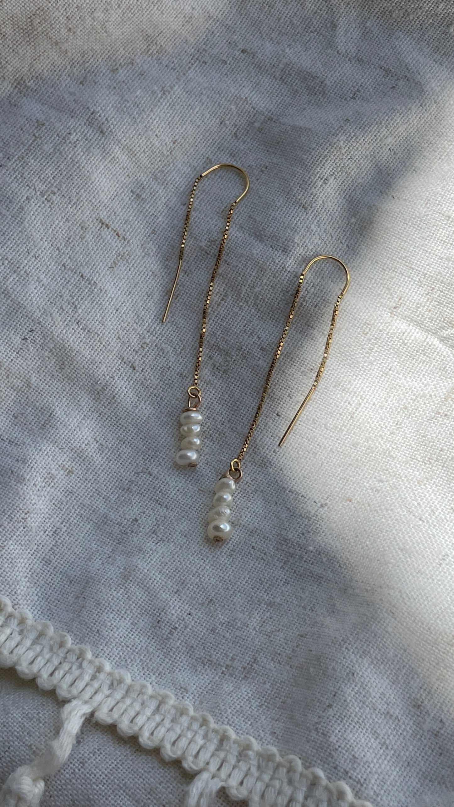 Dainty Pearl Threaders