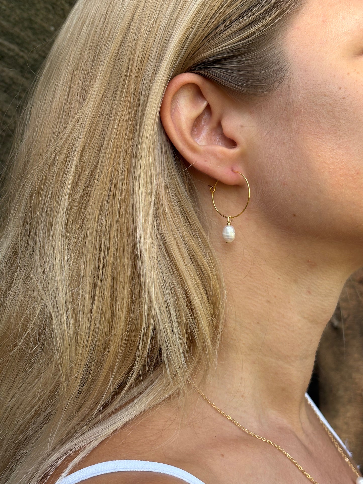 The Pearl Hoops