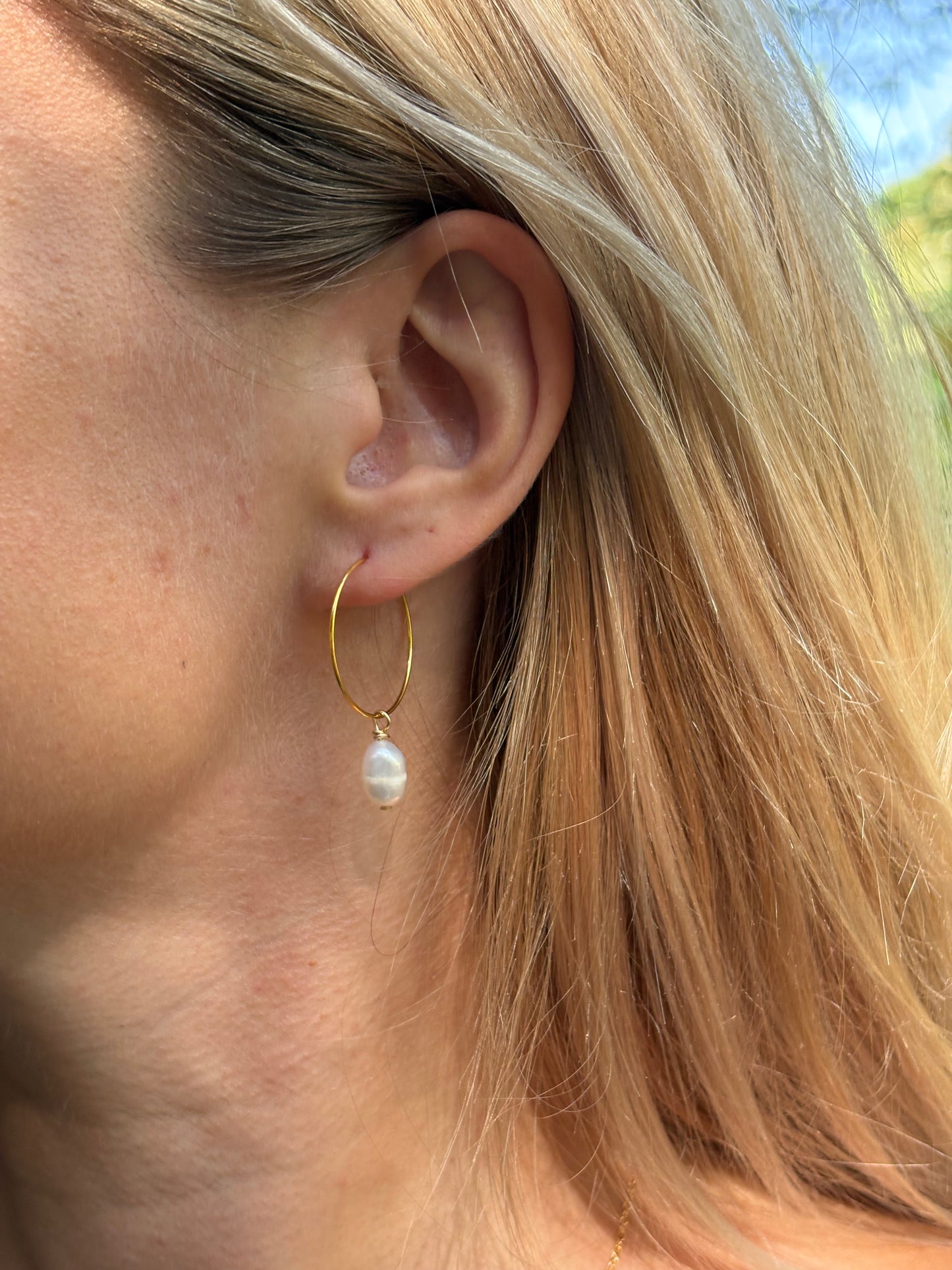 The Pearl Hoops