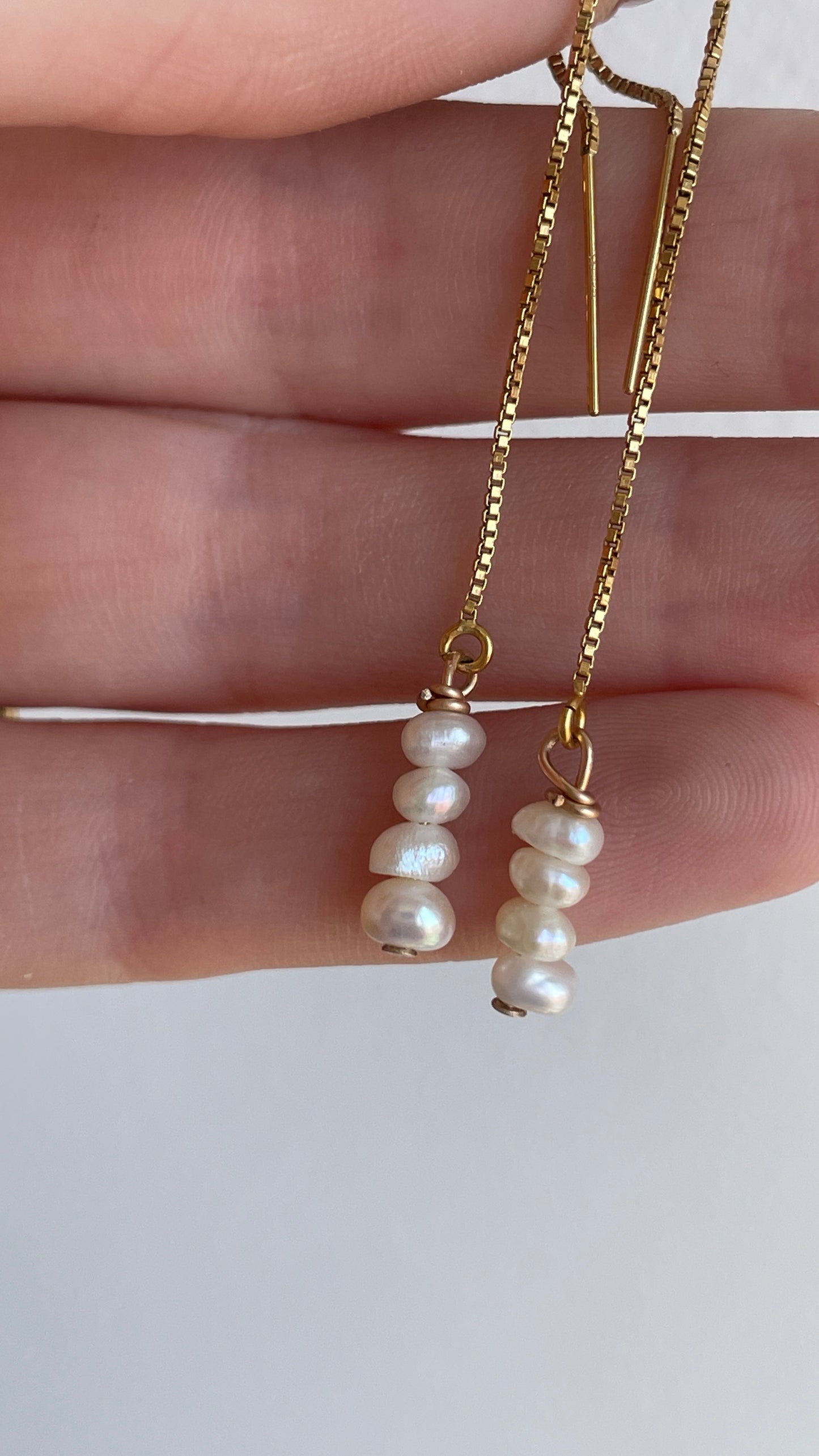 Dainty Pearl Threaders