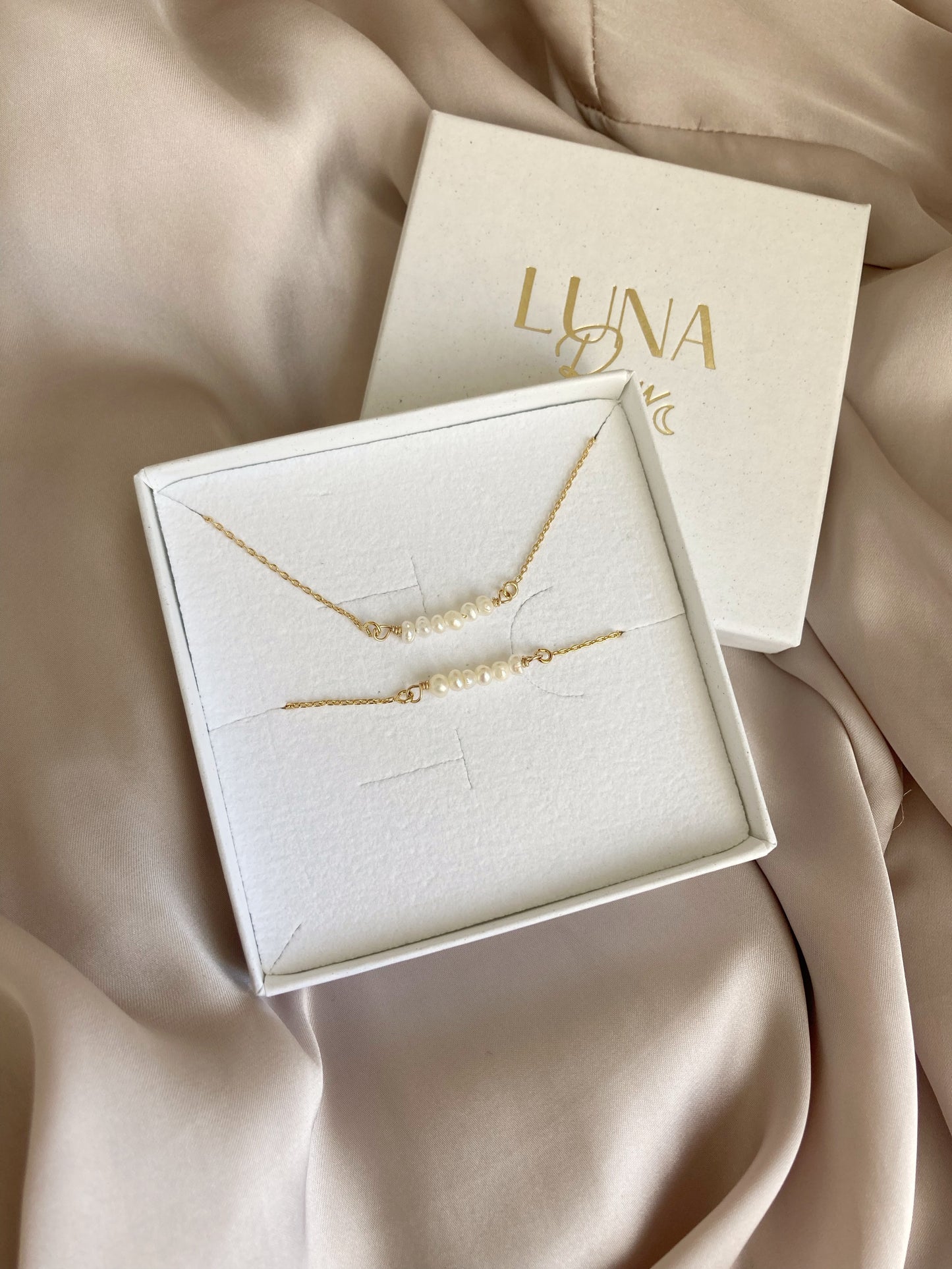 The Dainty Pearl Set