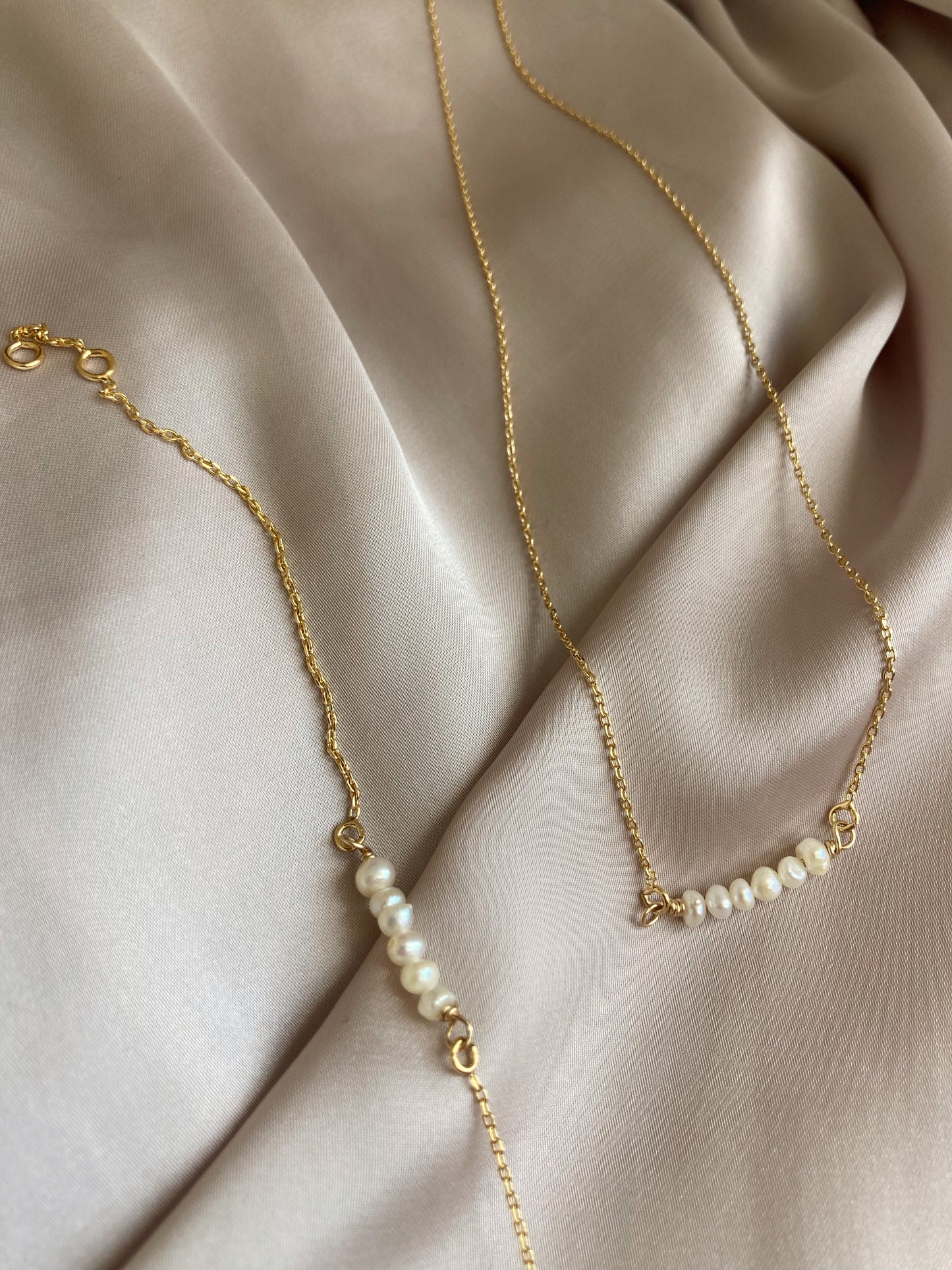 The Dainty Pearl Set