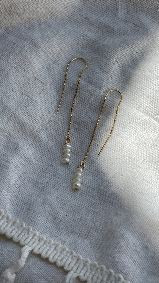 Dainty Pearl Threaders