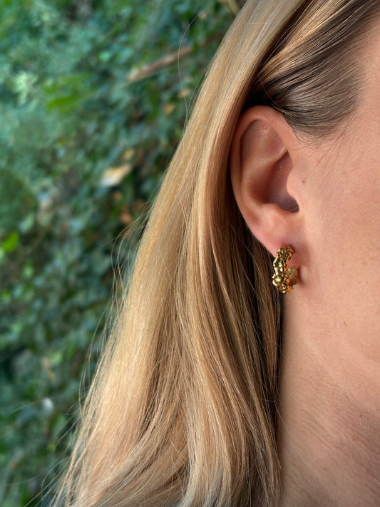 Lila Hoops