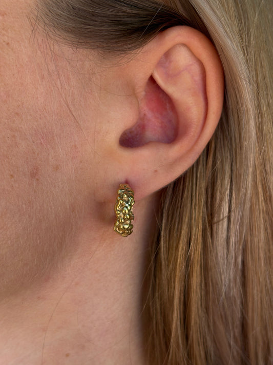 Lila Hoops